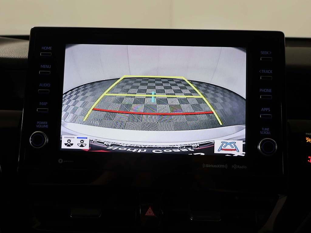 Used 2021 Toyota Camry XSE FWD image 32