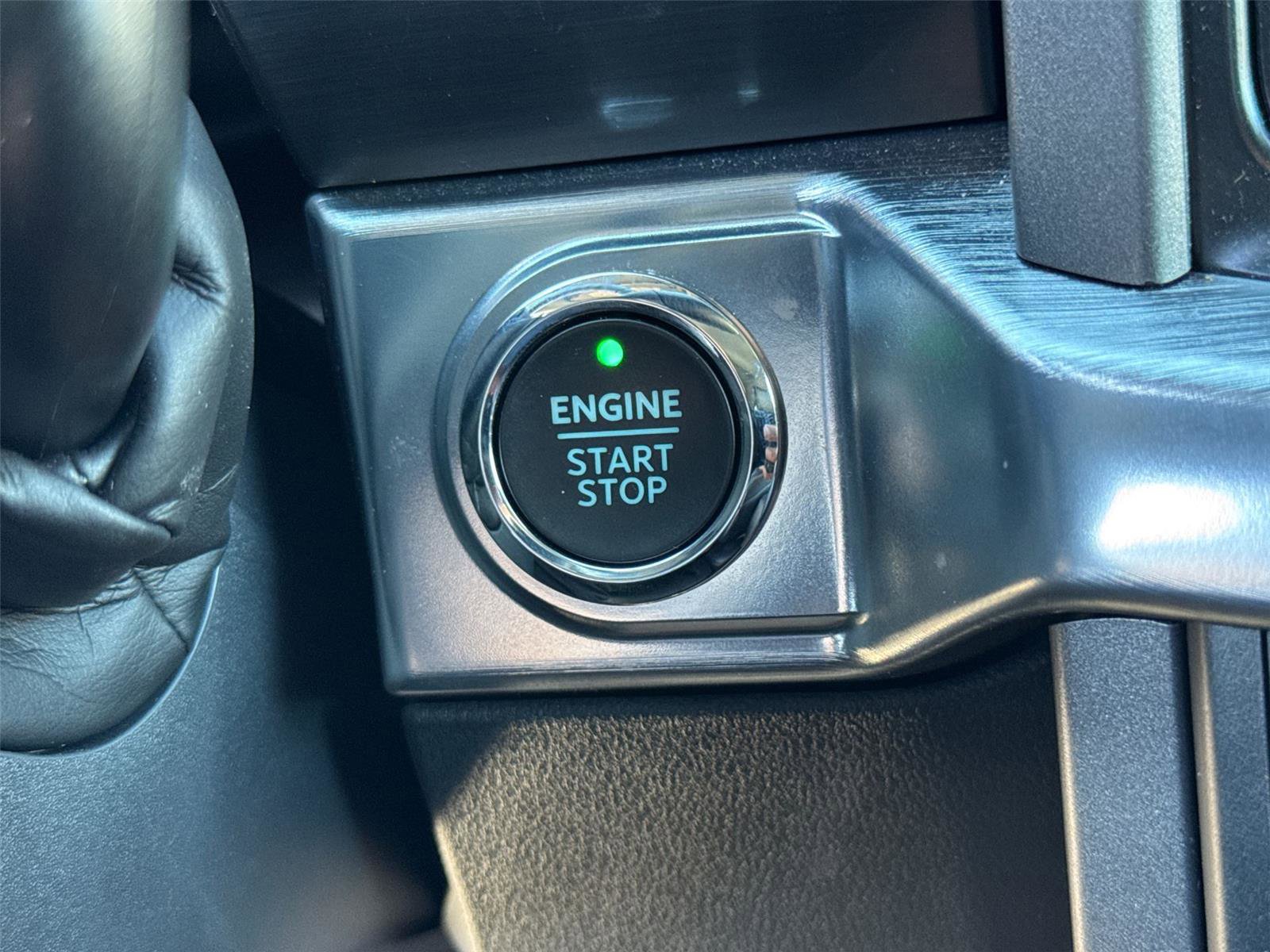 Used 2022 Ford F150 Lariat w/ Equipment Group 501A Mid image 31