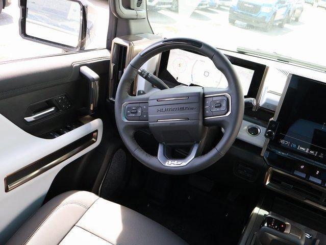 New 2025 GMC Hummer EV 2X w/ LPO, Dark Essentials Package image 17