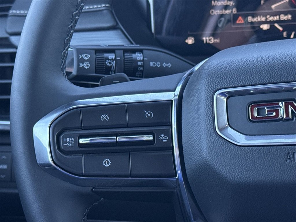 New 2025 GMC Acadia Elevation image 19