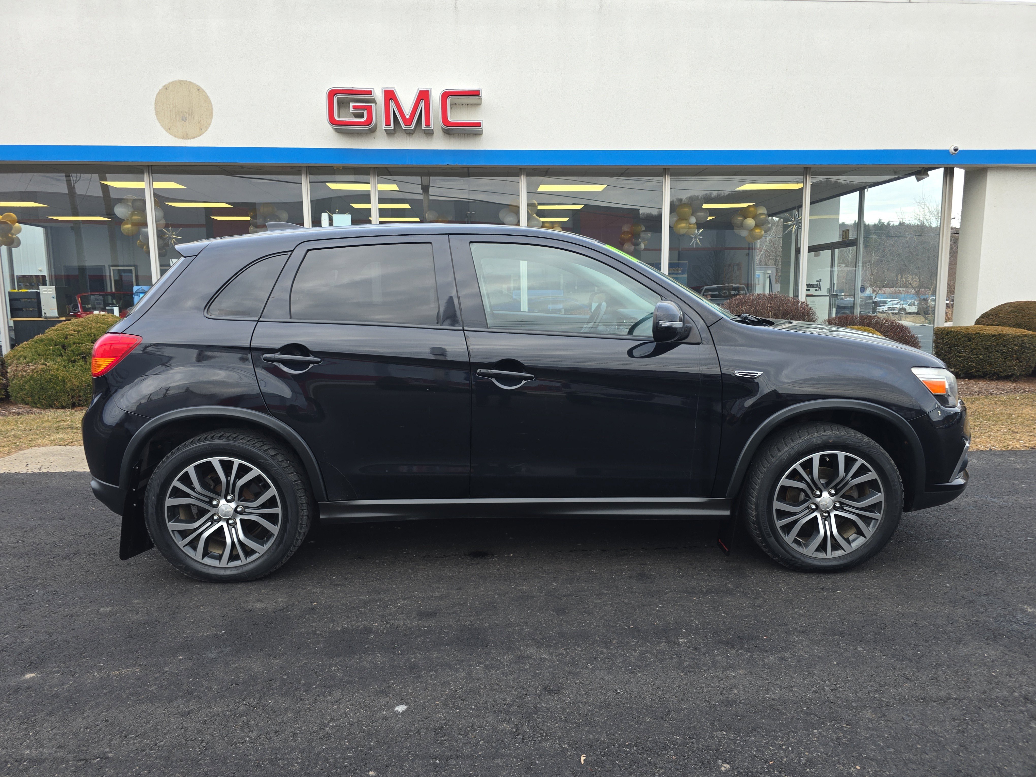 Used 2017 Mitsubishi Outlander Sport SE video 2