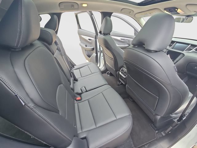 Used 2024 INFINITI QX50 Luxe AWD/4WD image 12
