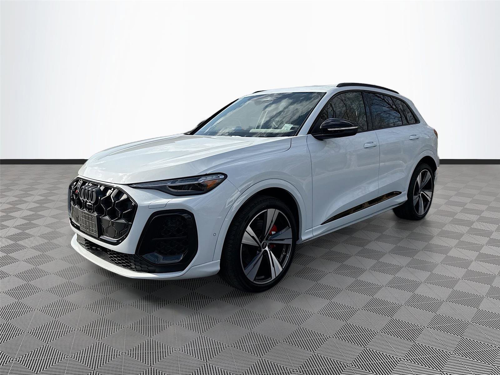 New 2025 Audi SQ5 Premium Plus image 3