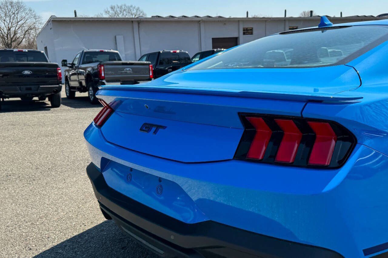 Used 2024 Ford Mustang GT Premium image 21