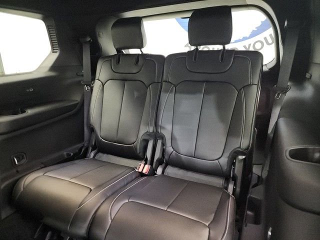 New 2025 Jeep Grand Cherokee L Limited w/ Trailer Tow Package image 38