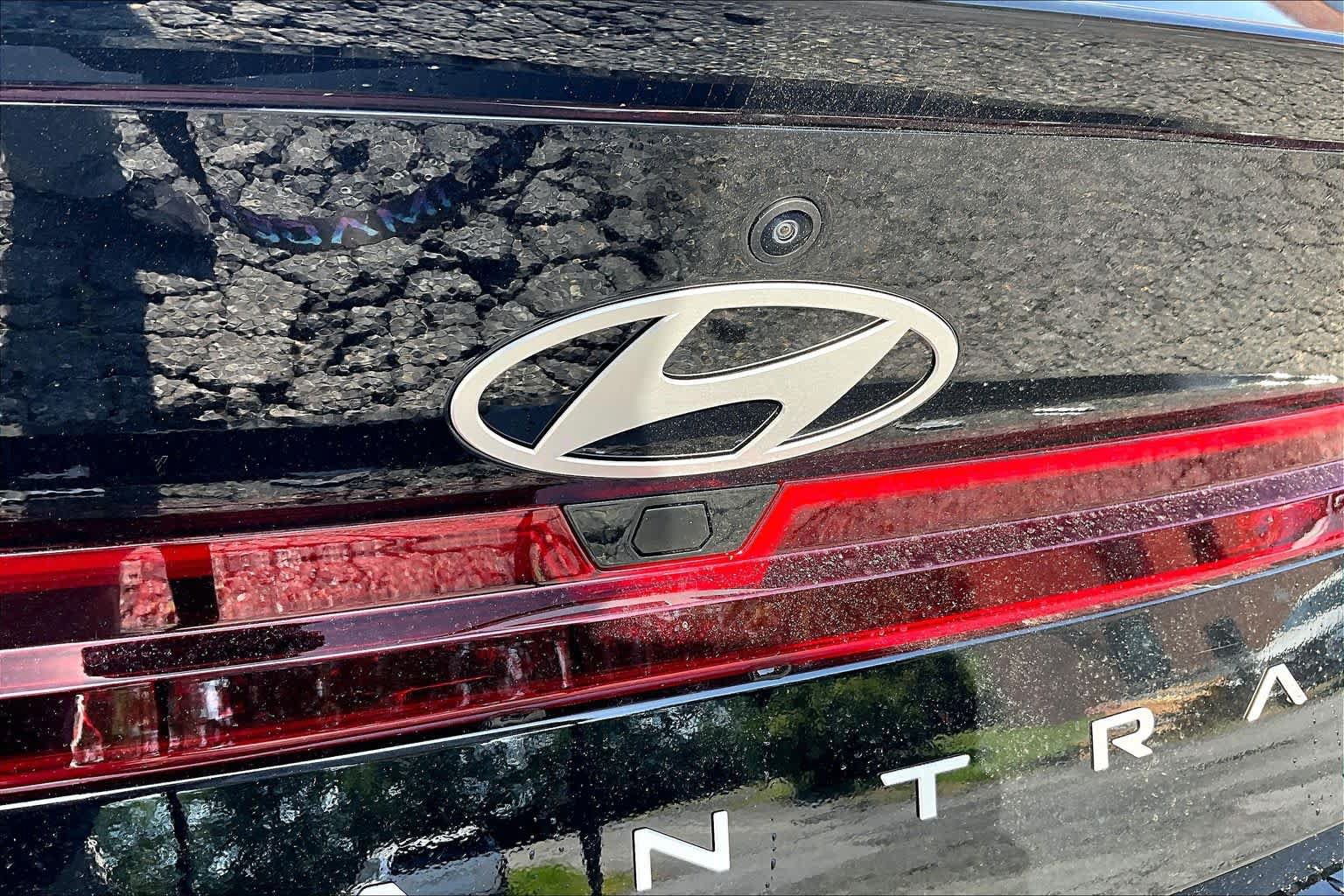 New 2026 Hyundai Elantra SEL Sport FWD image 8