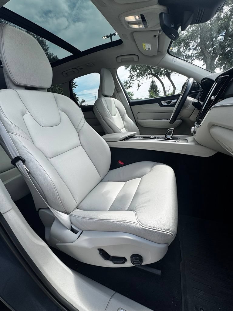 Used 2023 Volvo XC60 B5 Plus w/ Climate Package AWD/4WD image 21