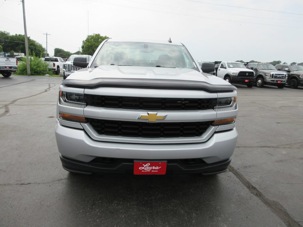 Certified 2019 Chevrolet Silverado 1500 Custom w/ Custom Convenience Package AWD/4WD image 11