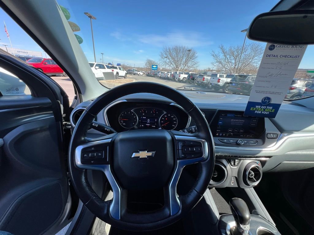 Used 2020 Chevrolet Blazer LT image 36