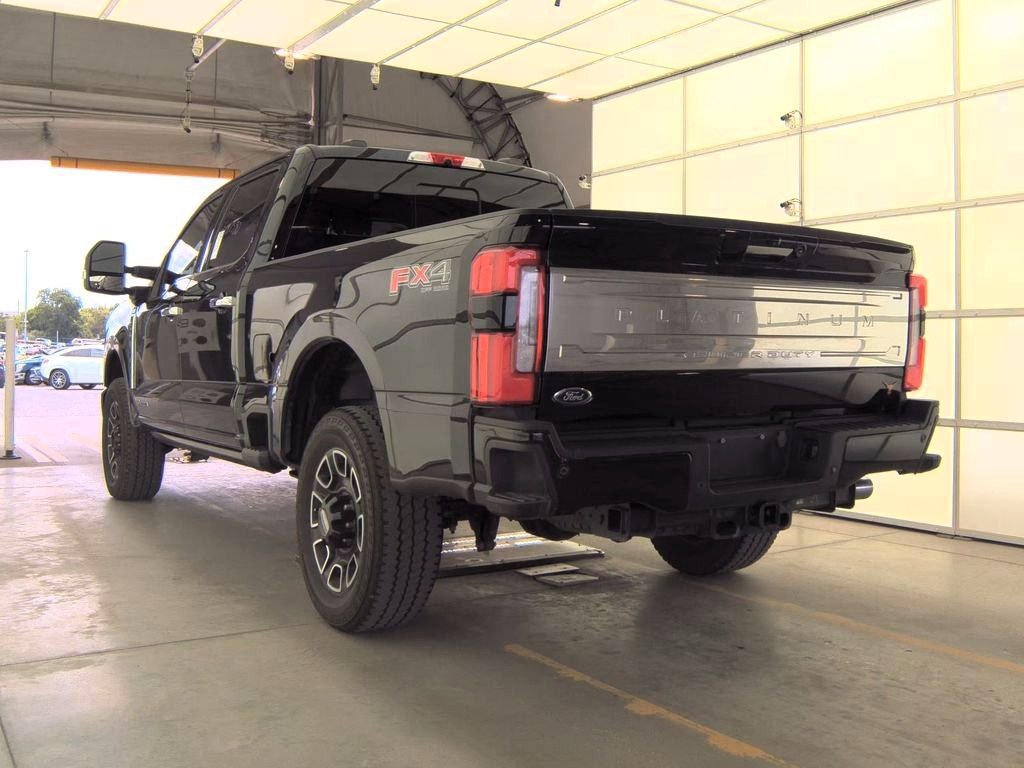 Used 2024 Ford F250 Platinum w/ FX4 Off-Road Package AWD/4WD image 9