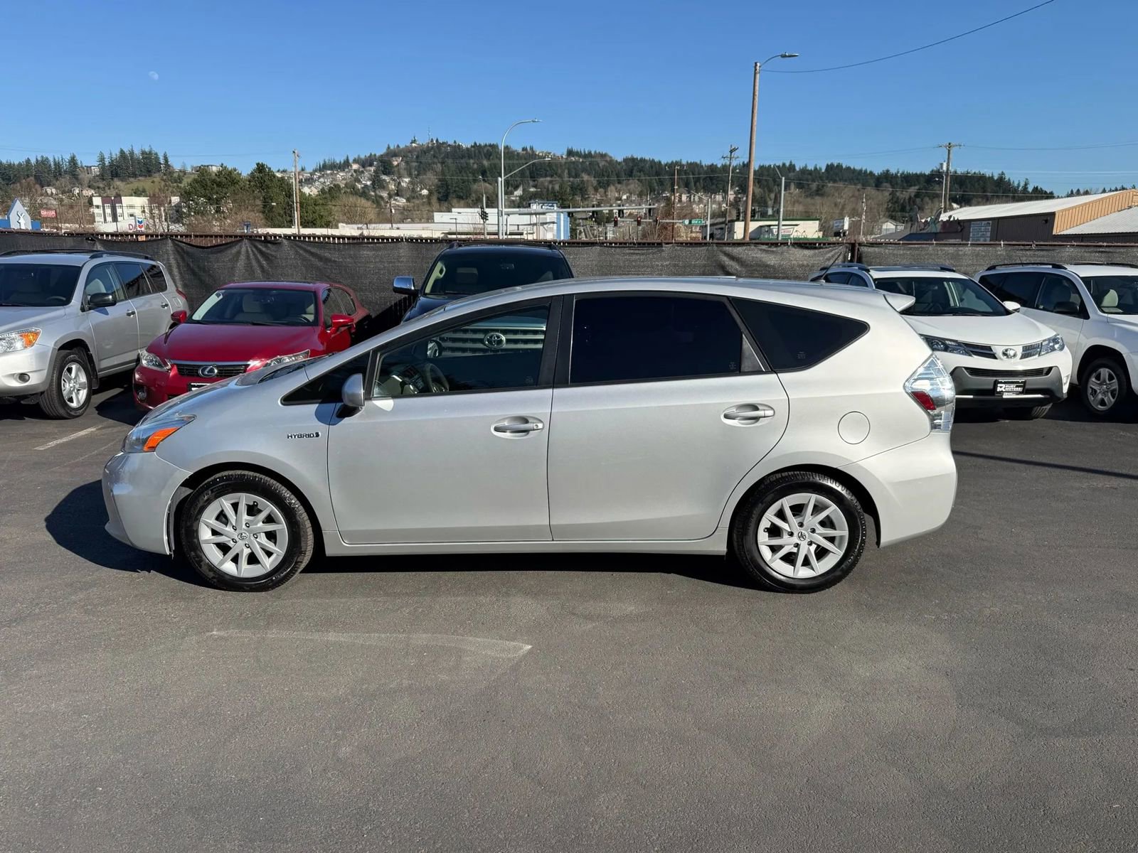 Used 2013 Toyota Prius V Two FWD image 6
