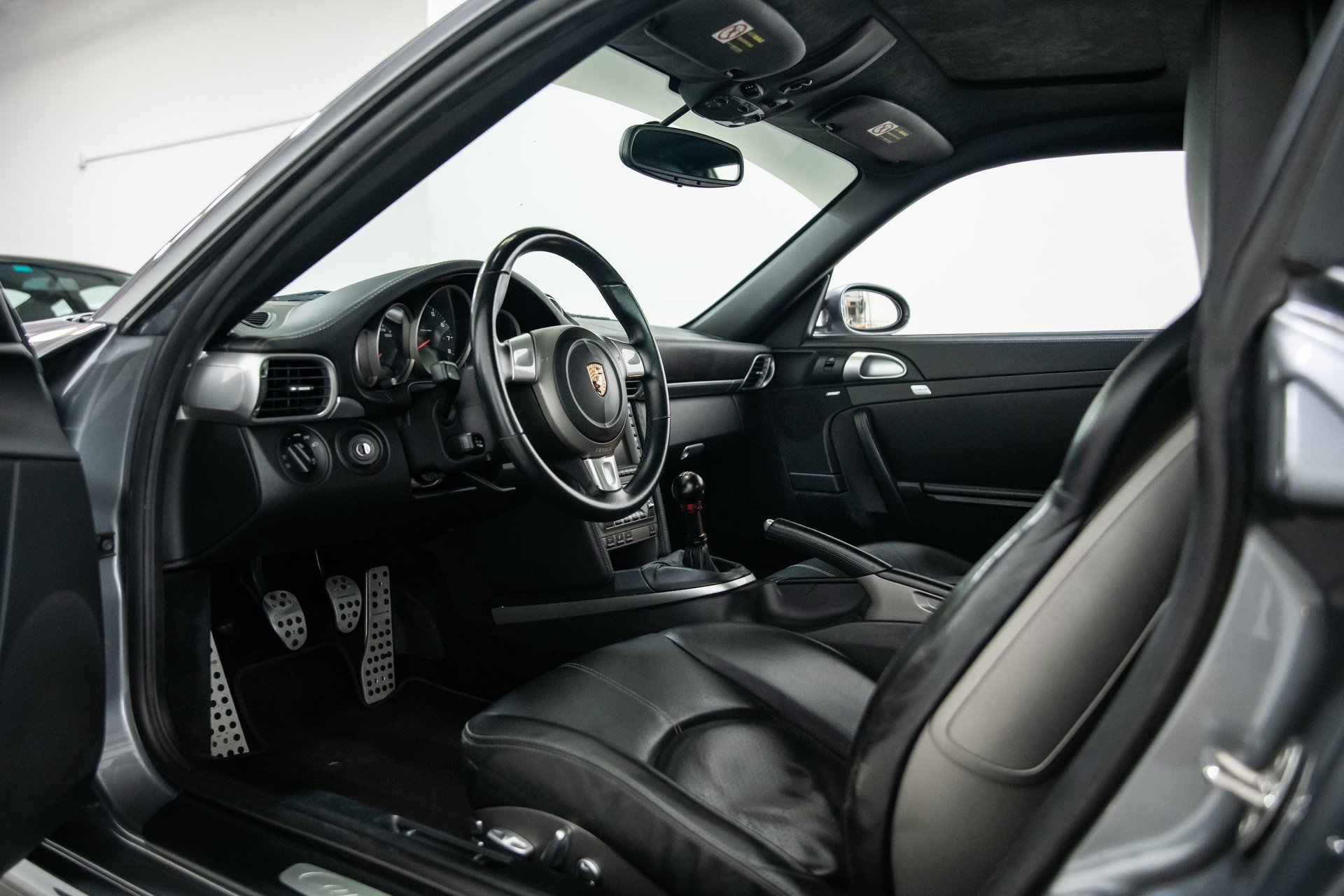Used 2006 Porsche 911 Carrera S RWD image 10