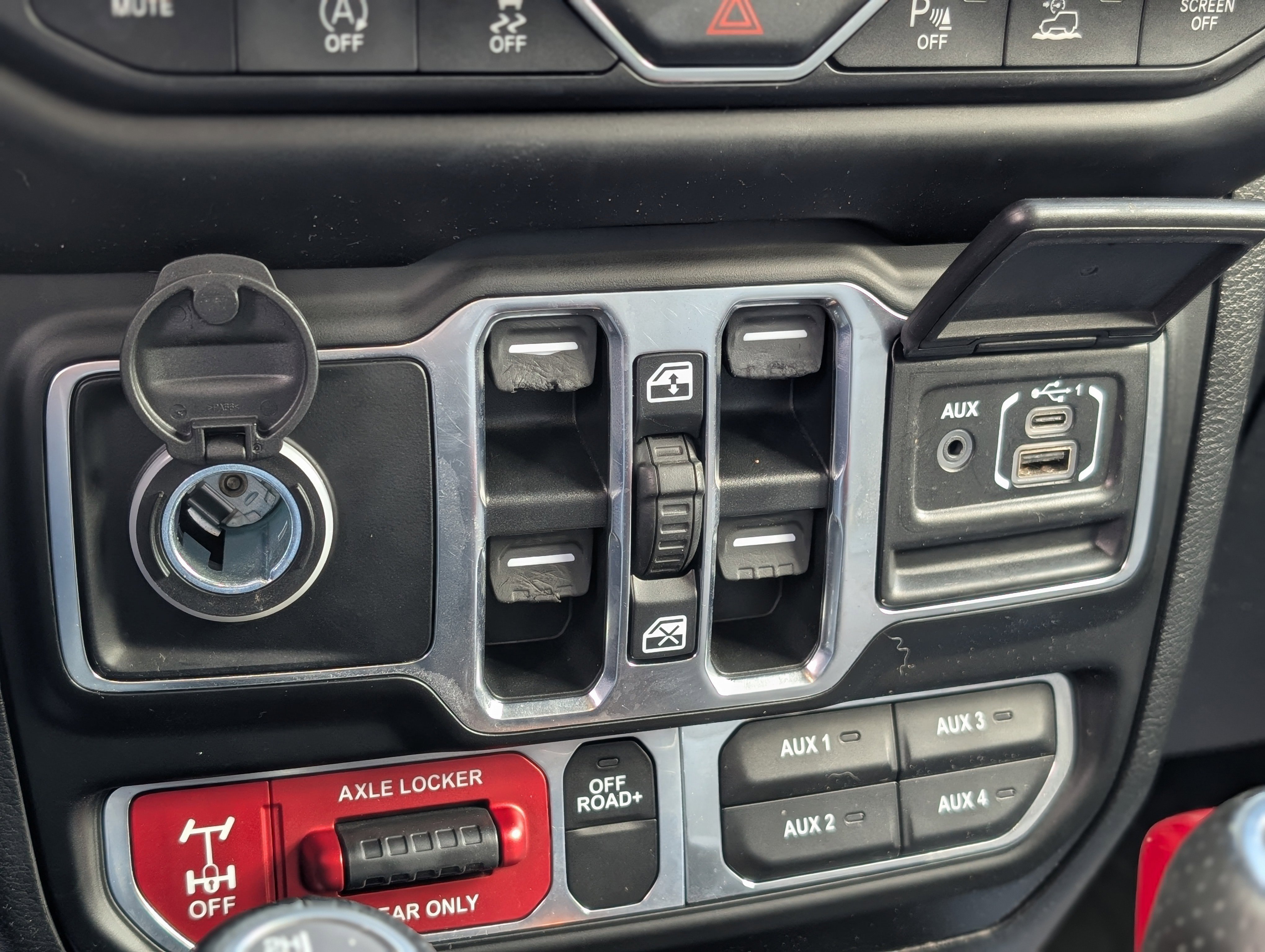 Used 2021 Jeep Gladiator Mojave image 28