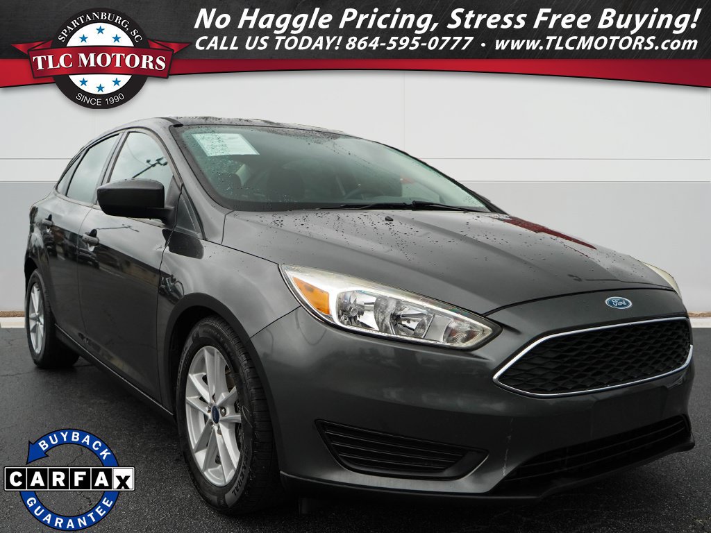 Used 2018 Ford Focus SE FWD image 1