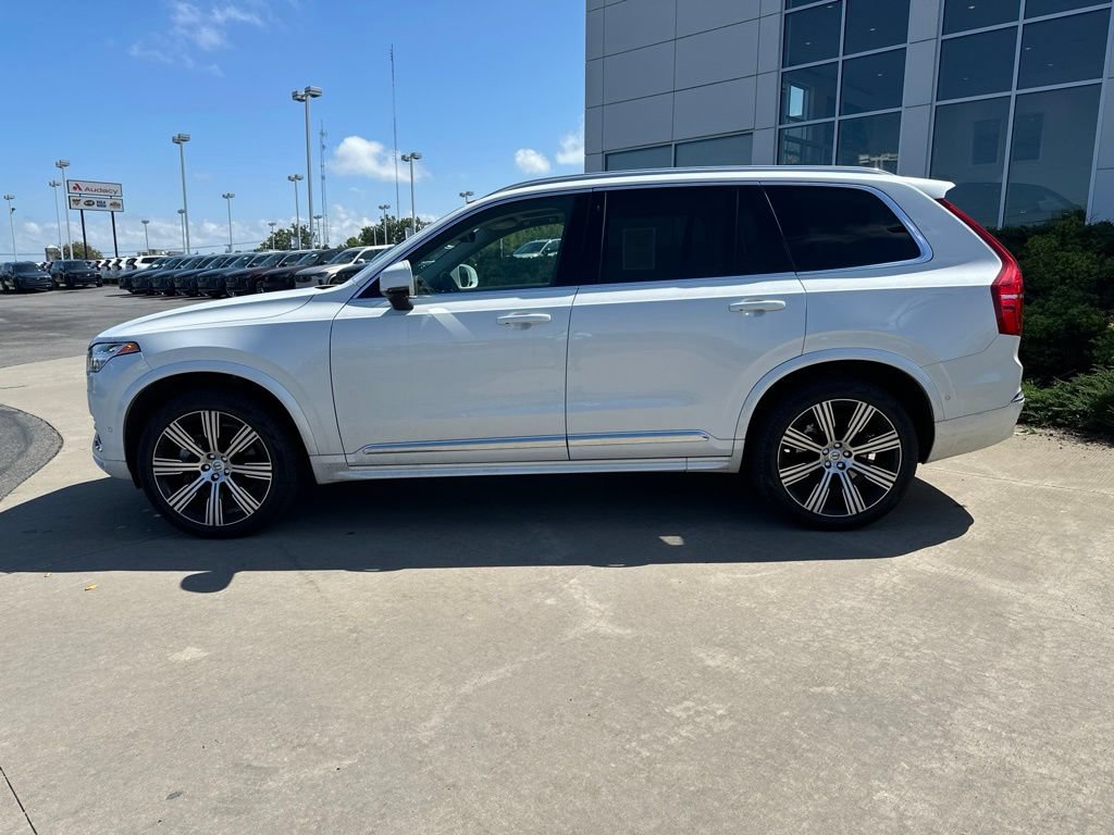 Used 2025 Volvo XC90 B6 Ultra w/ Protection Package Premier AWD/4WD image 8