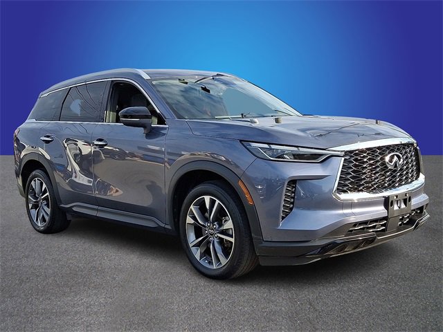 Used 2023 INFINITI QX60 Luxe image 3