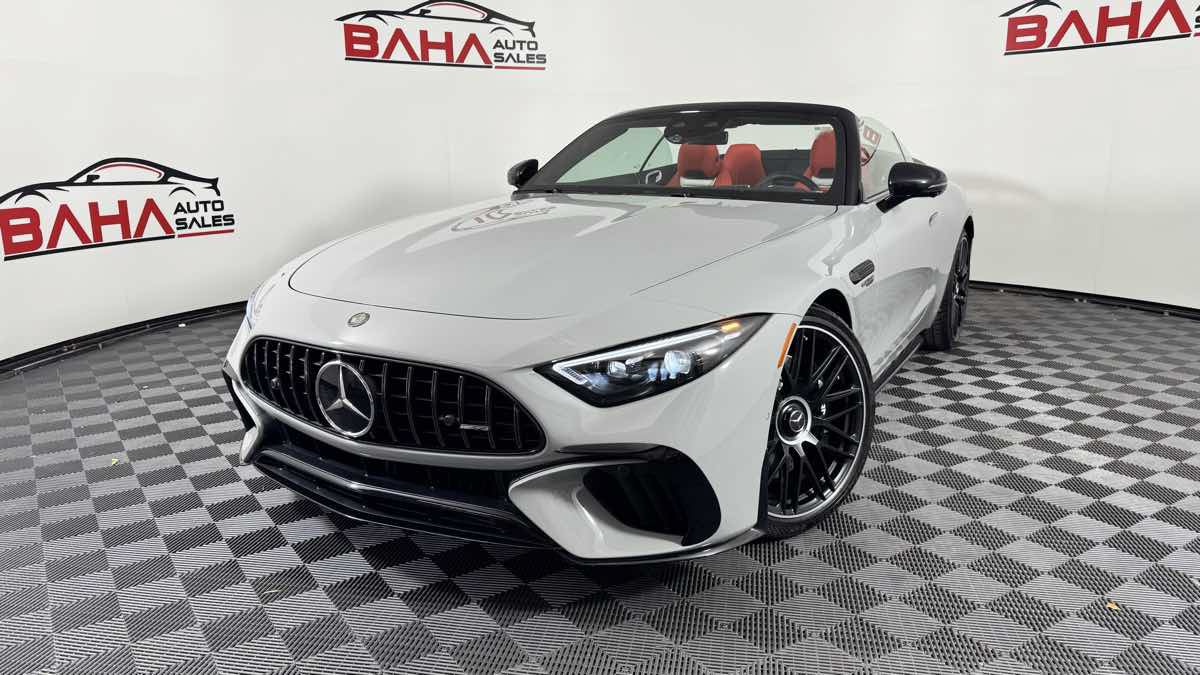 Used 2026 Mercedes-Benz SL 63 AMG 4MATIC image 3