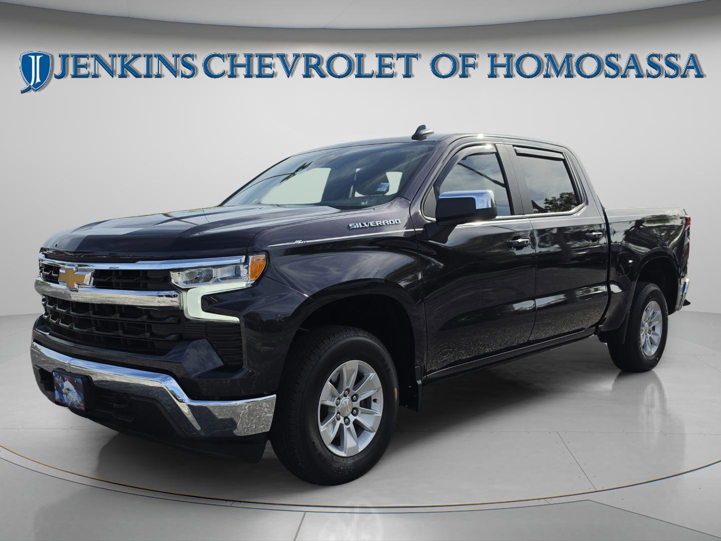 Used 2024 Chevrolet Silverado 1500 LT image 10