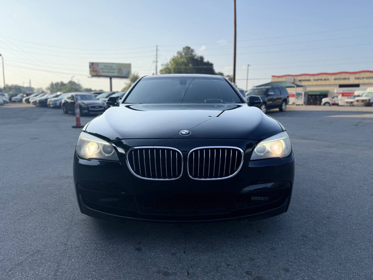 Used 2014 BMW 750Li RWD image 2