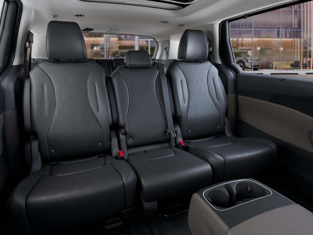 New 2026 Kia Carnival SX image 16