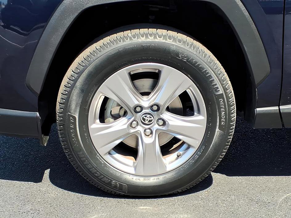 Certified 2022 Toyota RAV4 XLE AWD/4WD image 9