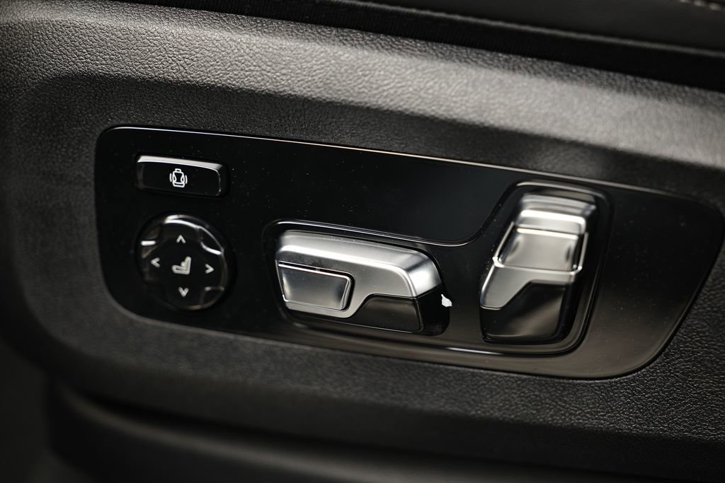 New 2026 BMW X5 xDrive50e w/ M Sport Package image 23