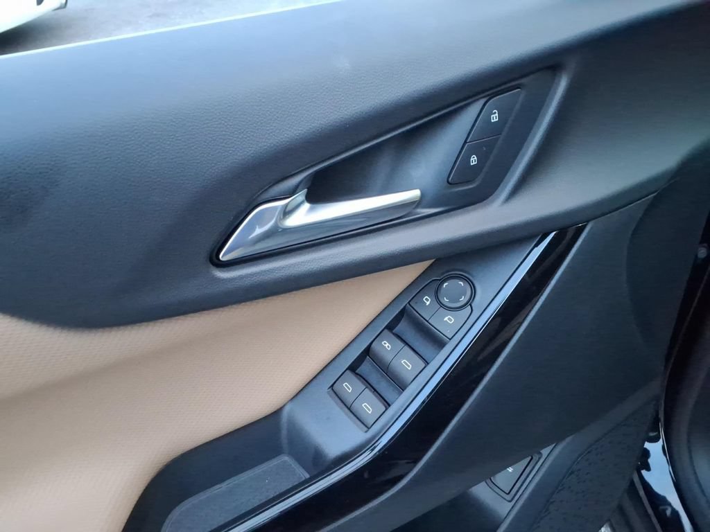 New 2027 Chevrolet Equinox ACTIV AWD/4WD image 16