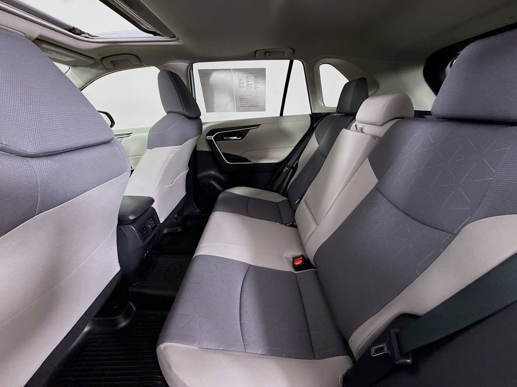 Used 2023 Toyota RAV4 XLE w/ Convenience Package image 27