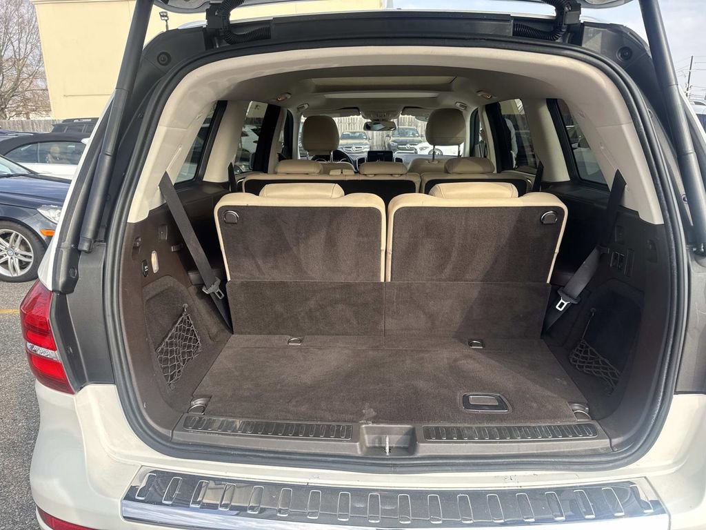 Used 2018 Mercedes-Benz GLS 450 4MATIC image 8