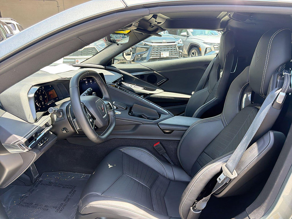 Used 2023 Chevrolet Corvette Stingray Preferred Cpe w/ Z51 Performance Package RWD image 18