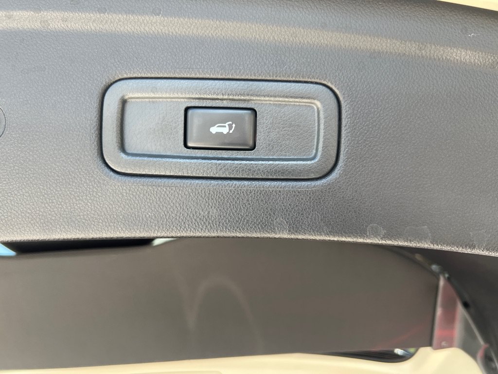 Used 2013 INFINITI FX37 2WD w/ Premium Pkg image 11