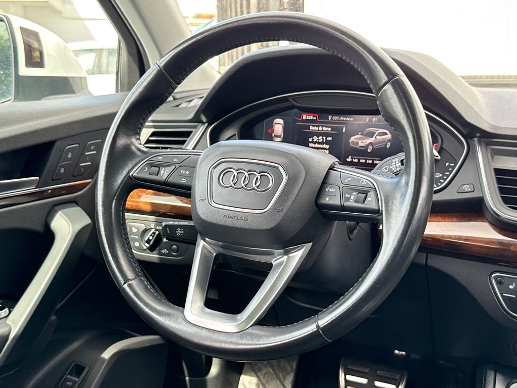 Used 2018 Audi Q5 2.0T Premium Plus w/ Premium Plus Package AWD/4WD image 22