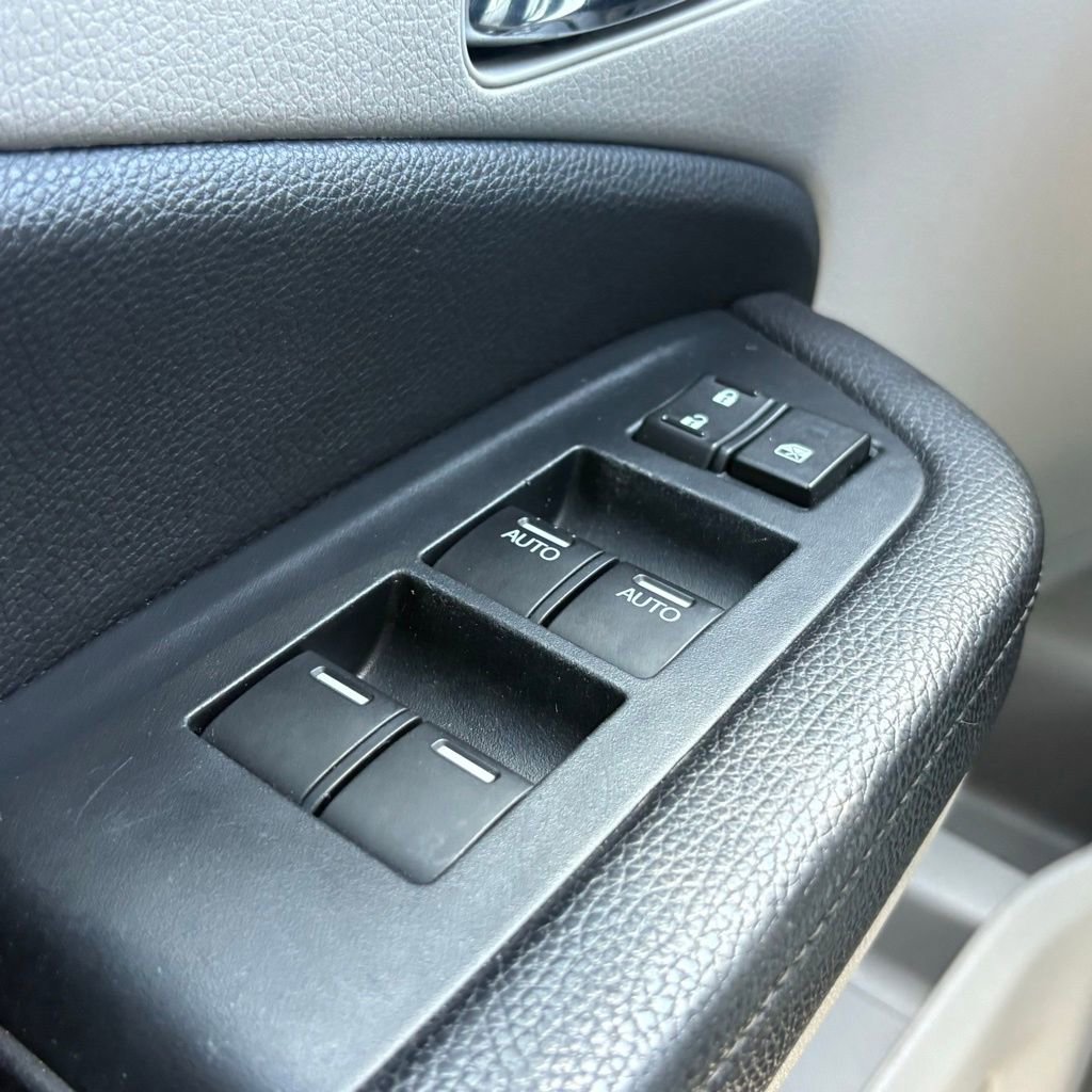 Used 2021 Honda Pilot EX image 27