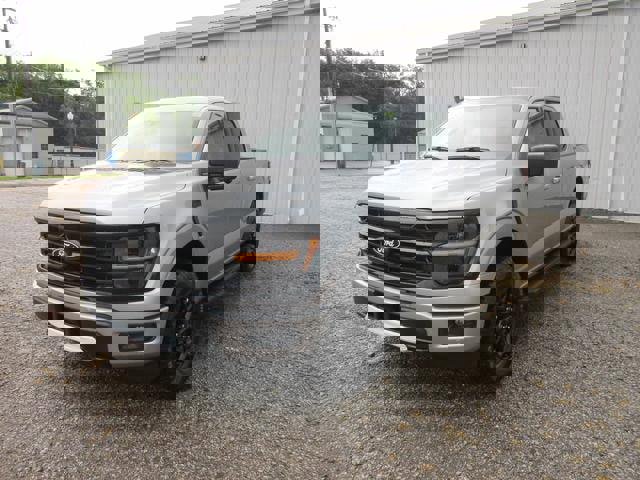 Certified 2025 Ford F150 XLT w/ Equipment Group 302A MID image 3