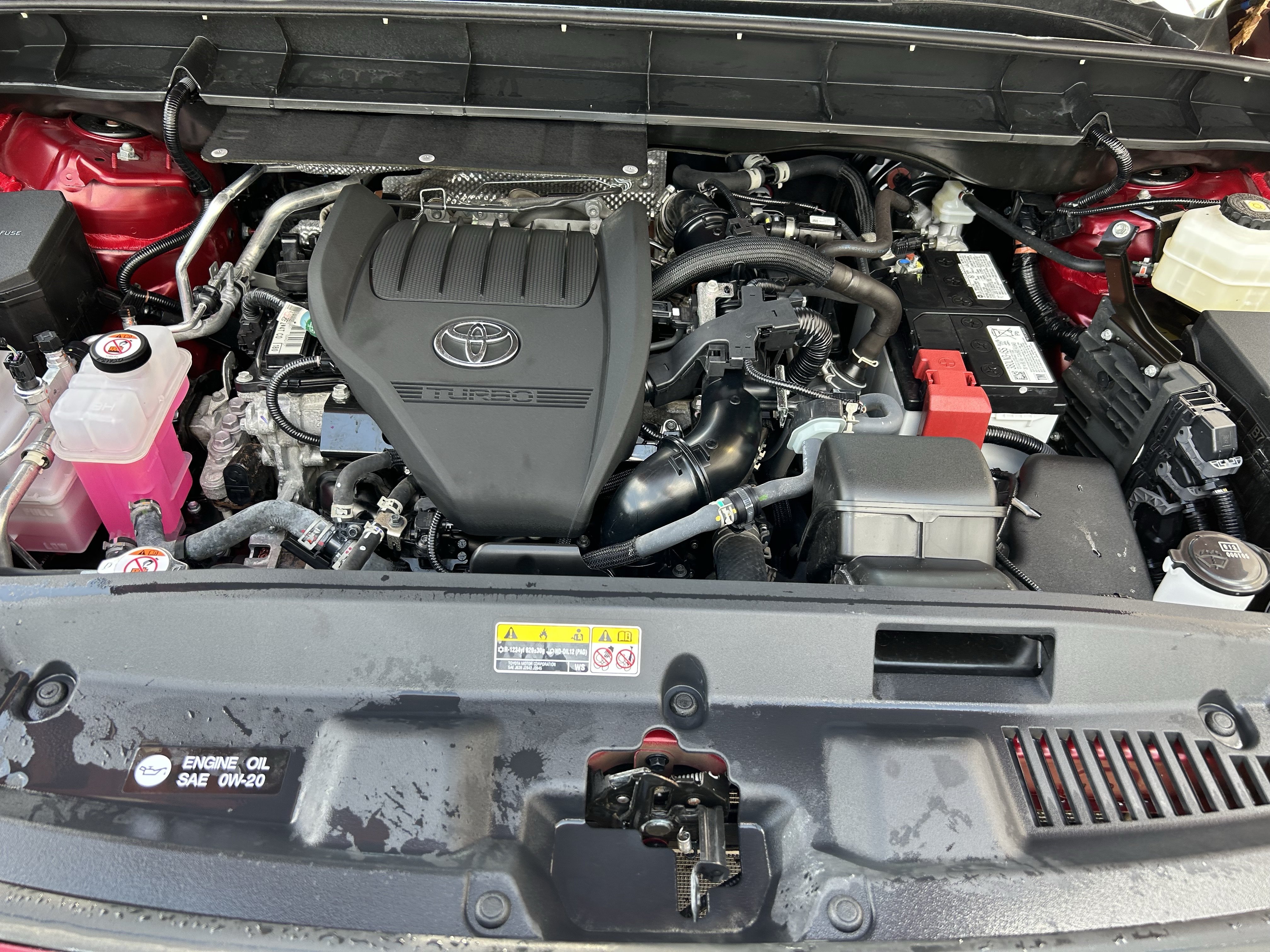 Used 2024 Toyota Highlander Platinum AWD/4WD image 12