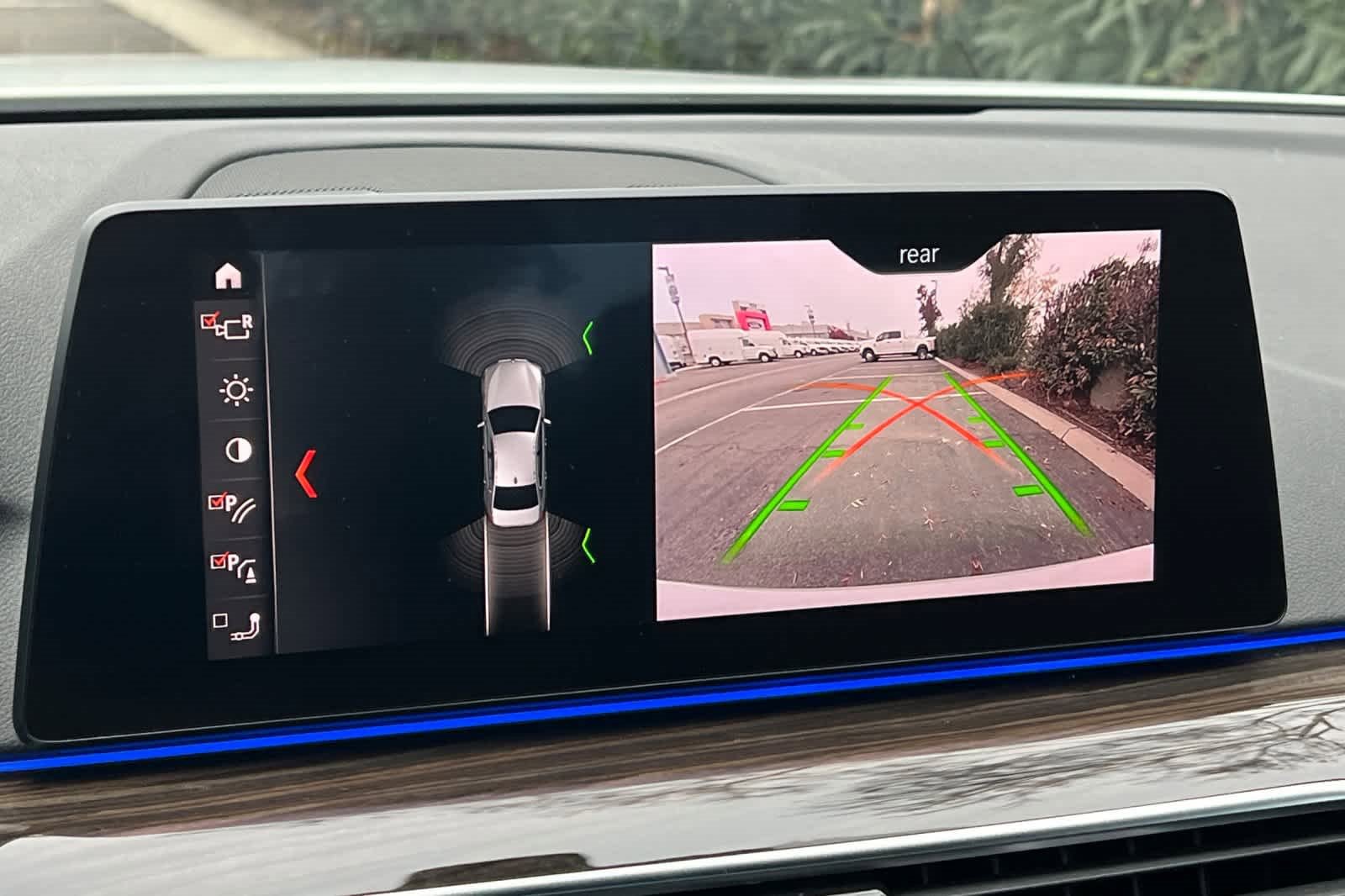 Used 2019 BMW 530i w/ Convenience Package image 19