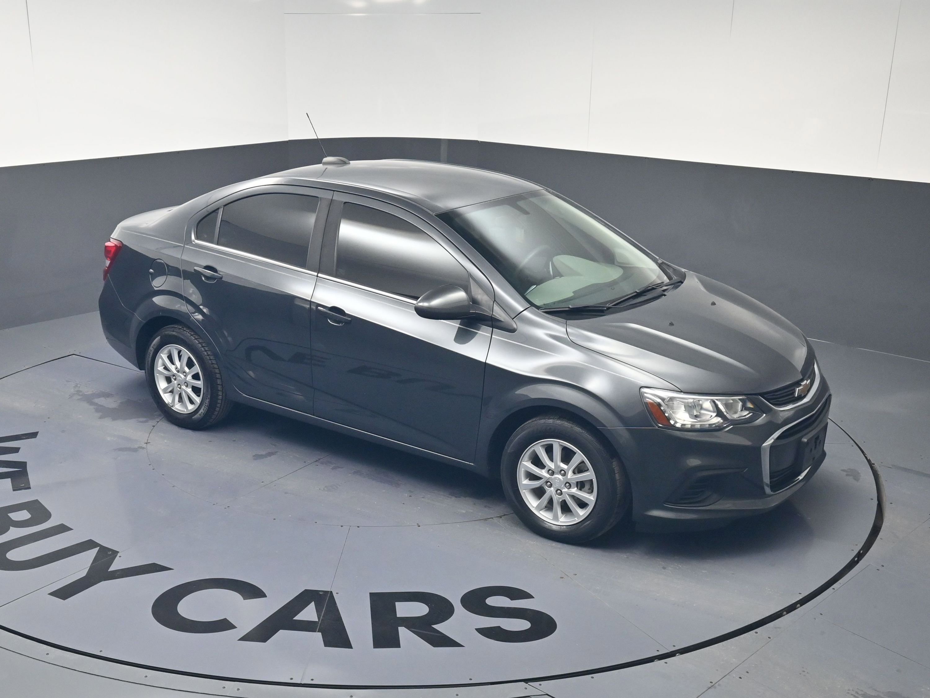 Used 2020 Chevrolet Sonic LT image 30