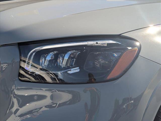 Used 2024 Mercedes-Benz GLS 580 4MATIC image 9