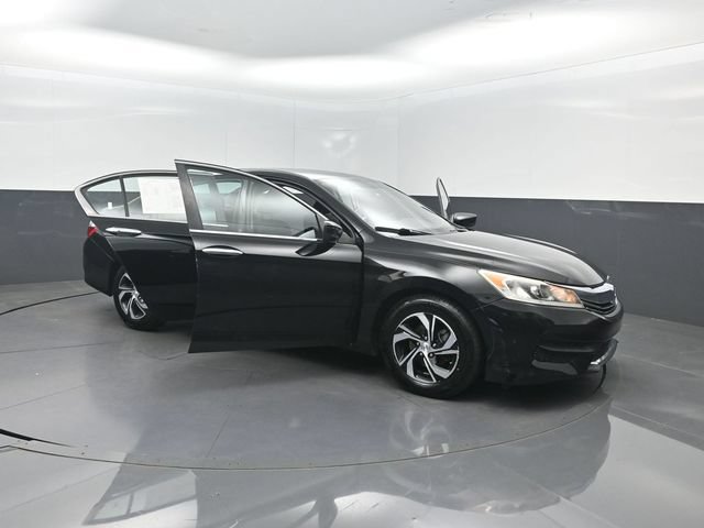 Used 2016 Honda Accord LX image 36