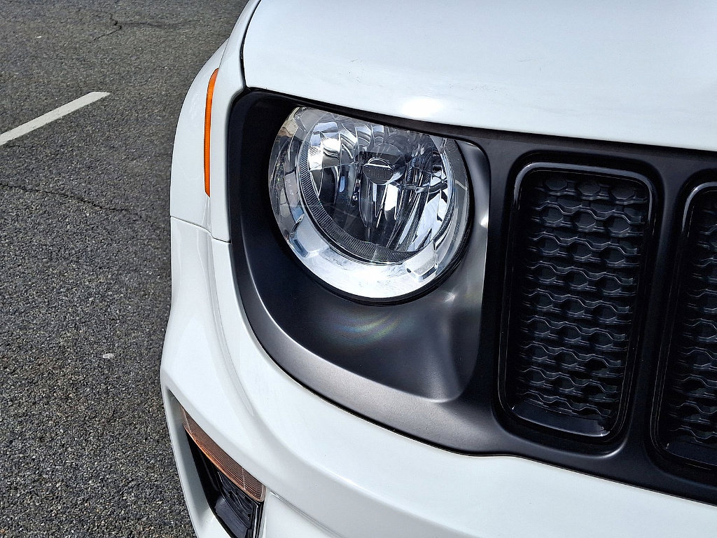 Certified 2022 Jeep Renegade Altitude w/ Convenience Group image 28