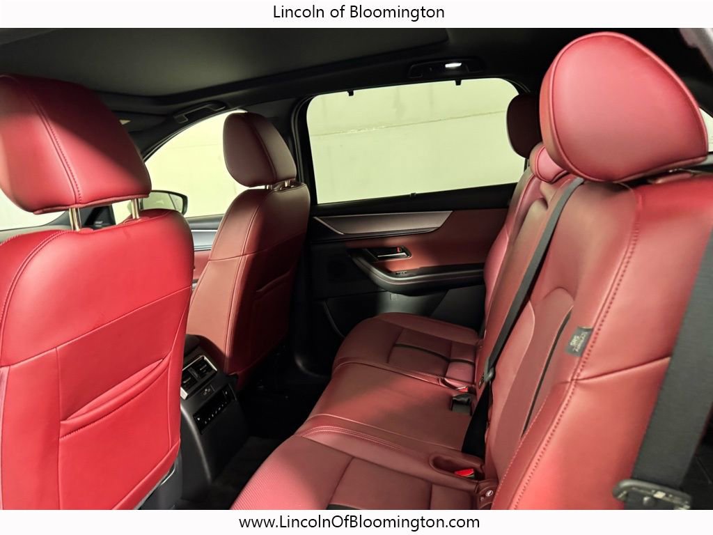 Used 2025 MAZDA CX-70 3.3 Turbo w/ Premium Plus Pkg image 32