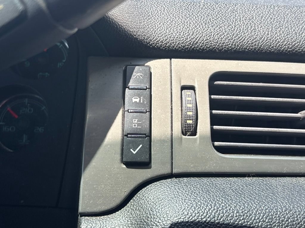 Used 2012 Chevrolet Silverado 3500 LTZ w/ LTZ Plus Package AWD/4WD image 18