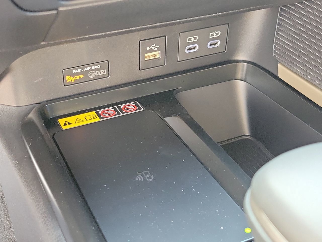 New 2026 Toyota Camry SE image 29