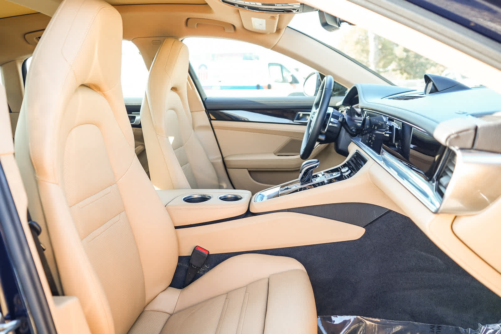 Used 2019 Porsche Panamera 4 AWD/4WD image 20