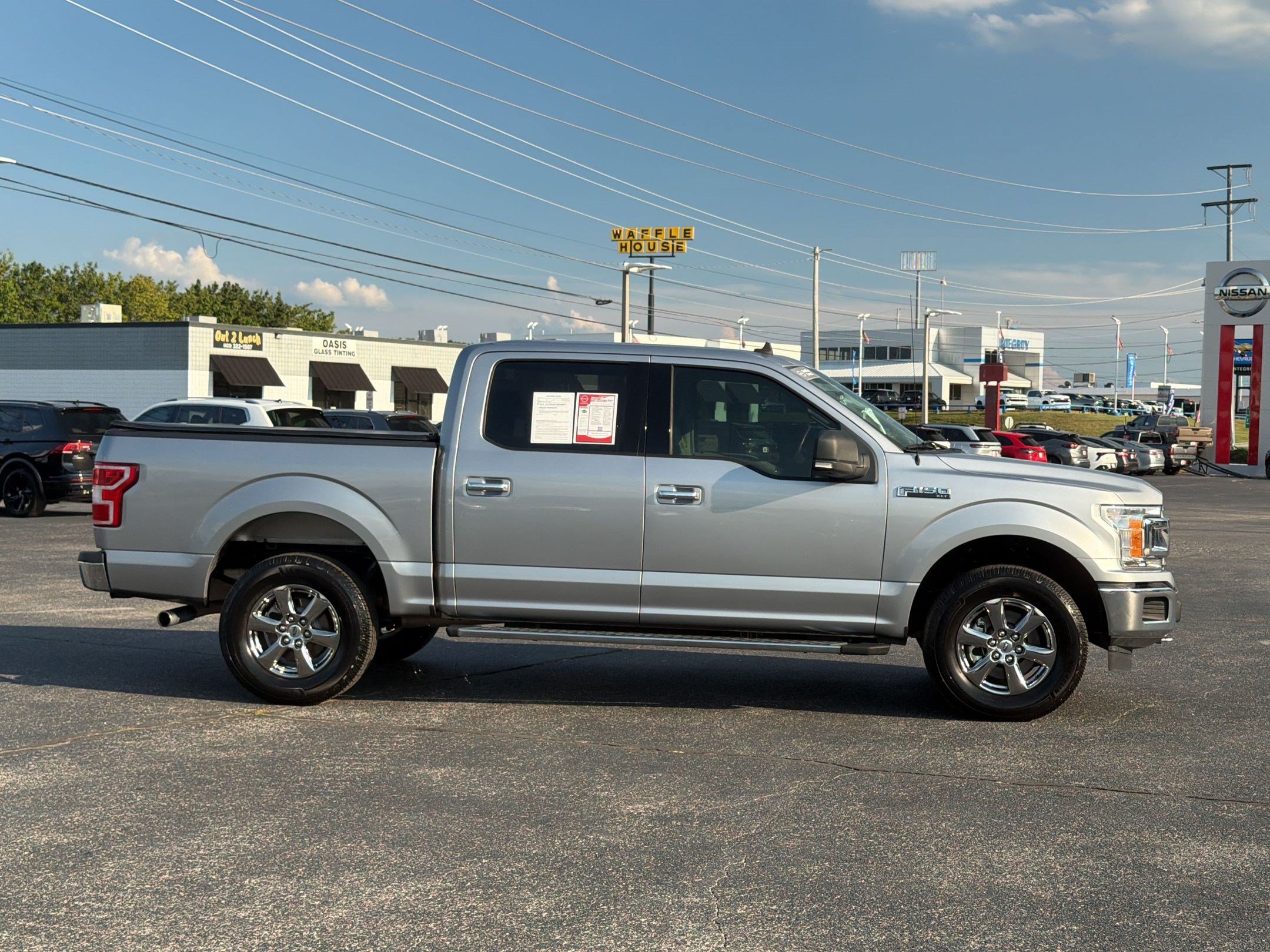 Used 2020 Ford F150 XLT w/ Equipment Group 302A Luxury AWD/4WD image 12