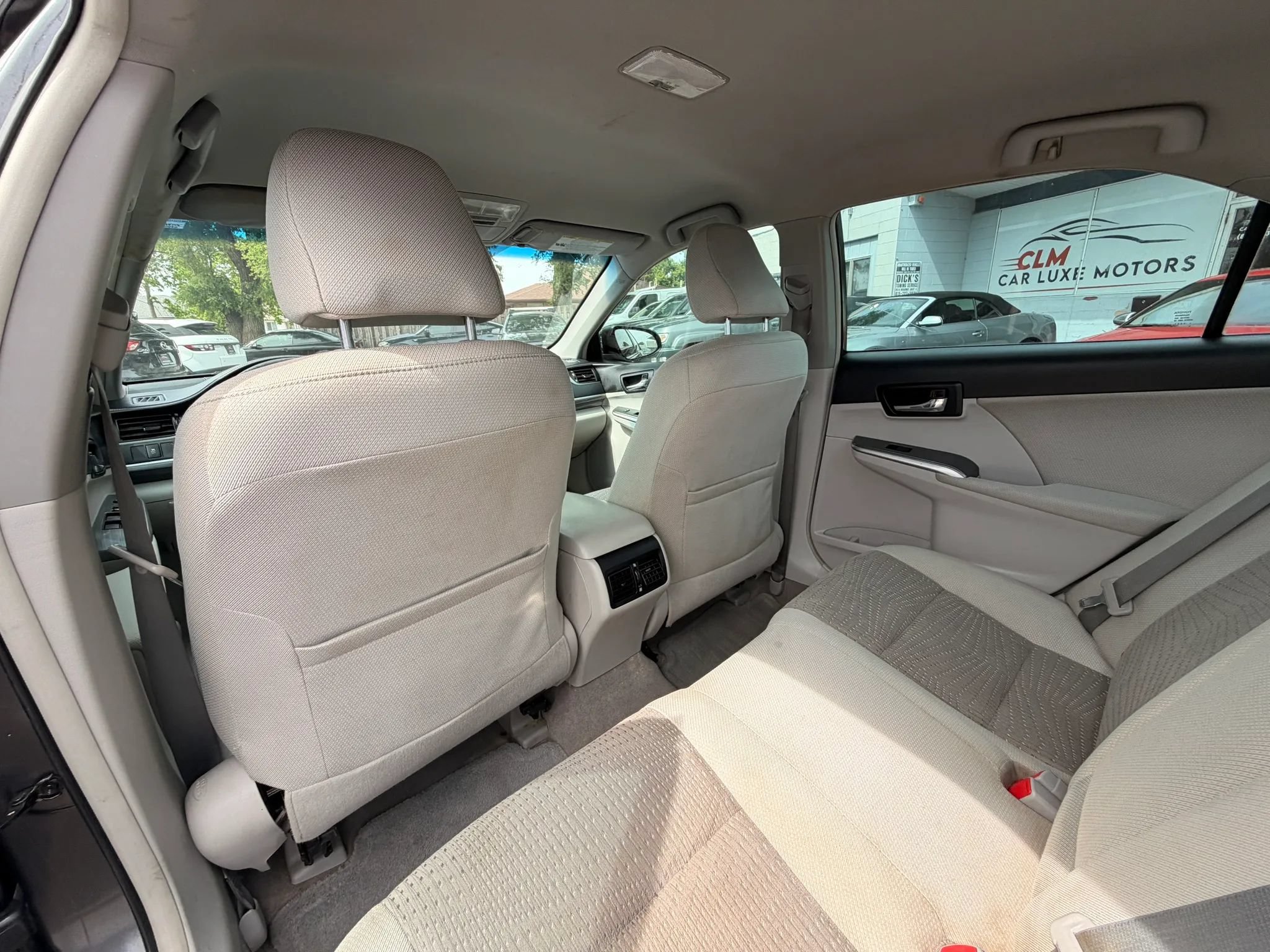 Used 2012 Toyota Camry XLE w/ Convenience Pkg FWD image 12