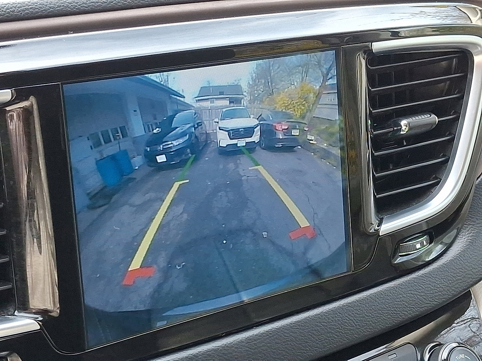 Used 2017 Chrysler Pacifica Touring-L Plus image 20