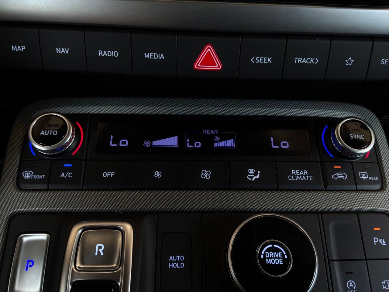 Used 2025 Hyundai Palisade SEL FWD image 30