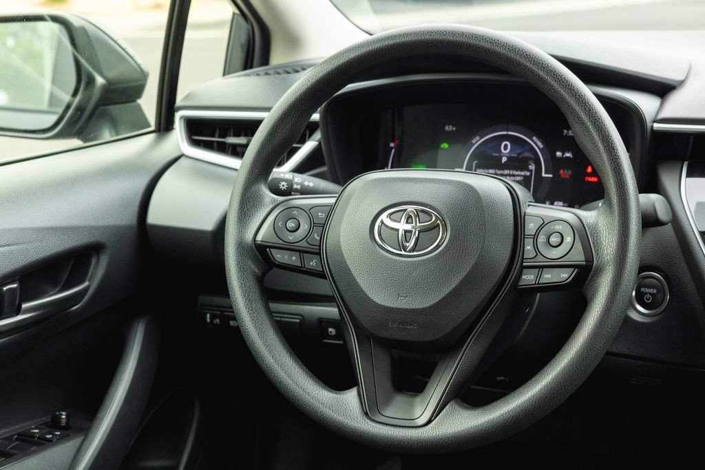 Certified 2026 Toyota Corolla LE w/ LE Premium Package FWD image 29