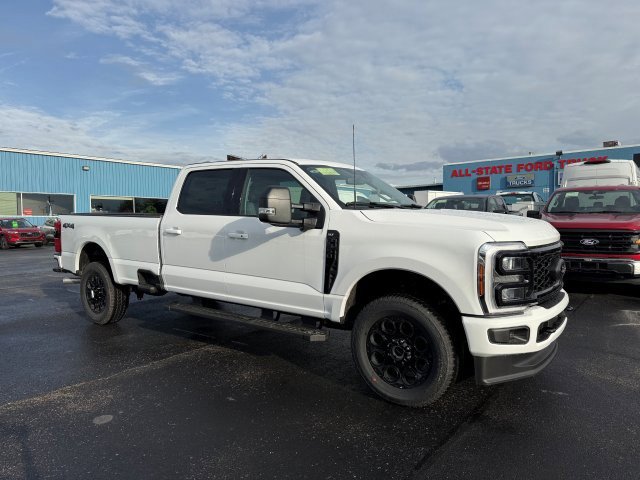 New 2026 Ford F350 XLT w/ XLT Premium Package AWD/4WD image 1